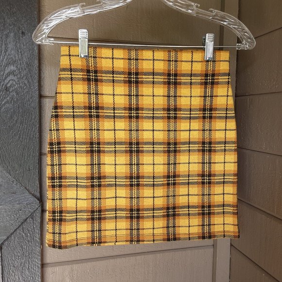 Forever 21 yellow plaid mini skirt Size S - Picture 1 of 3